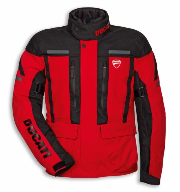 Chaqueta Tour C4